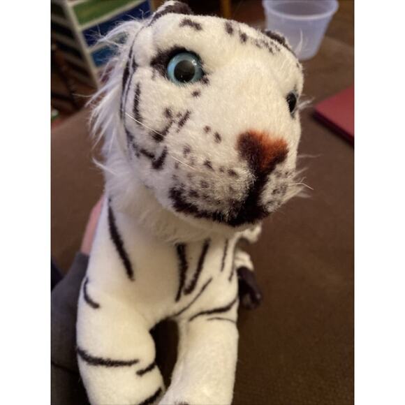 Plush White Tiger 18" to Tail Blue Eyes Long Cross Paws  Read Below - Picture 12 of 12